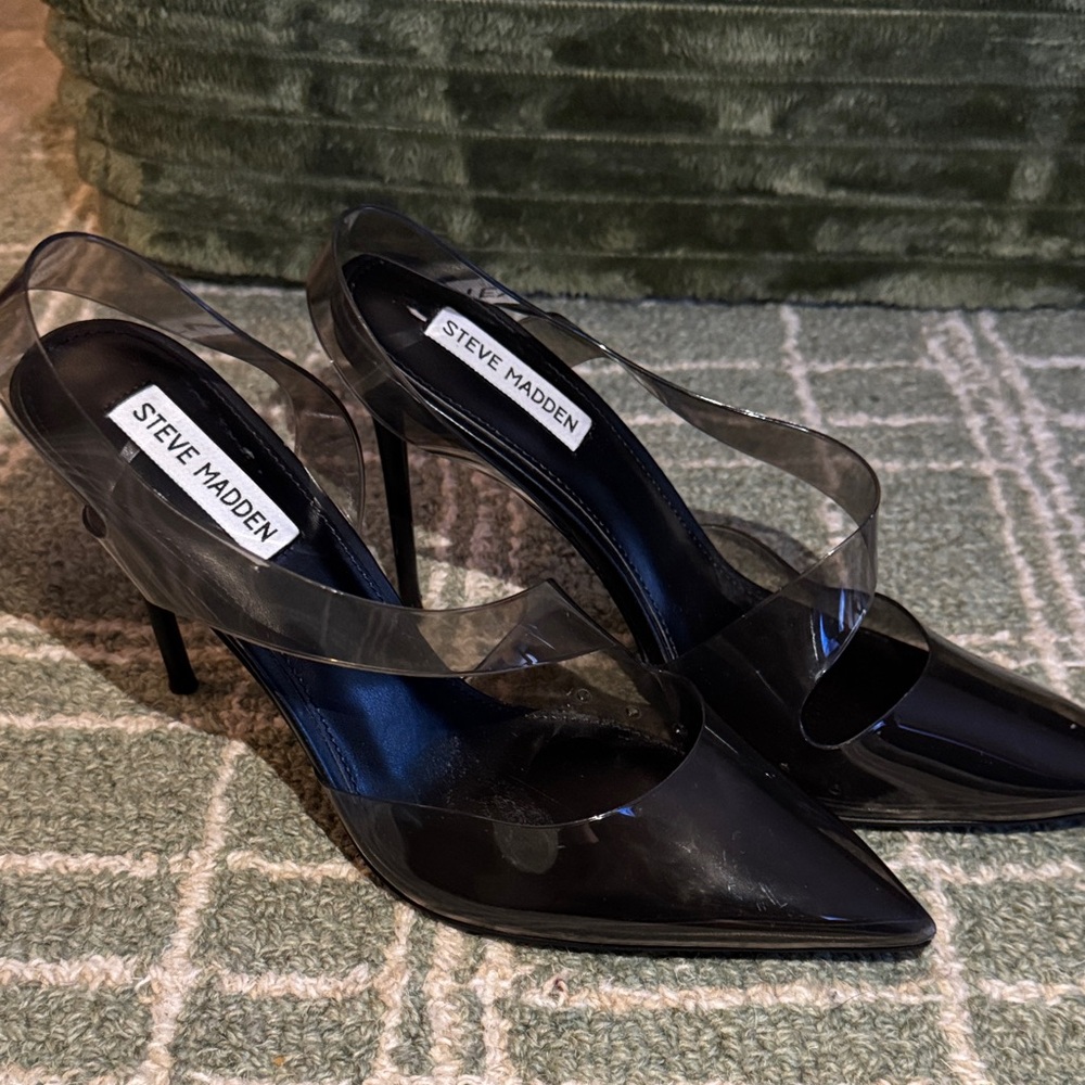 Steve Madden Black Patent Heels
